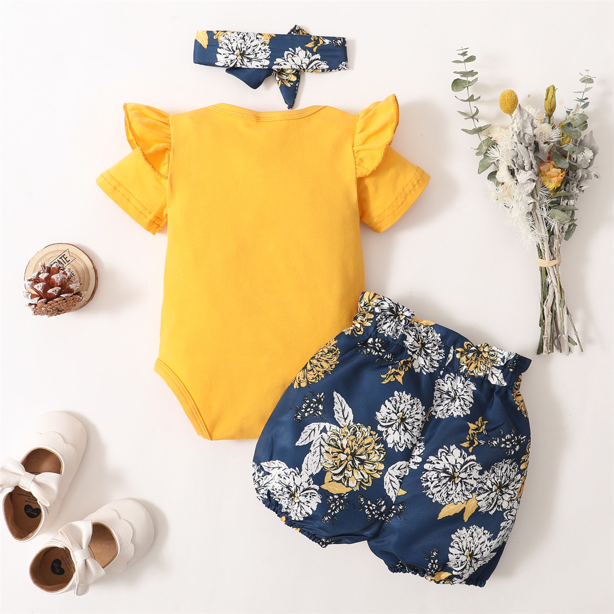3Pcs Clothes Set Baby Girl Plain Color Ruffle Short Sleeves Bodysuit+Floral Short+Headband - Image 5