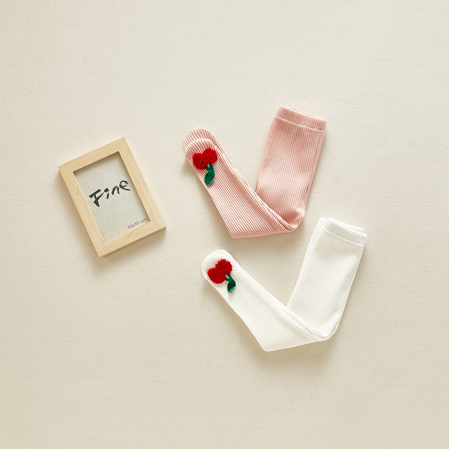 Spring and autumn new baby cute cherry leggings cotton wild pp pantyhose - Image 3